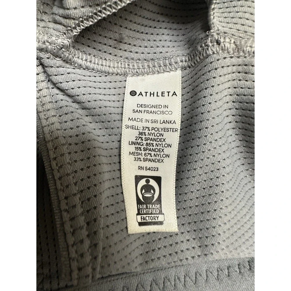 Athleta Sports Bra Women's XL Gray Camo All In Athletic Gym Workout Yoga w/ Pads